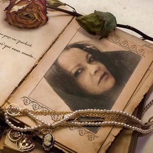 Meet your Posher, Rosa